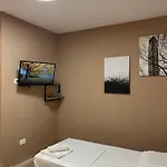 Boulevard Nest - * Tirana