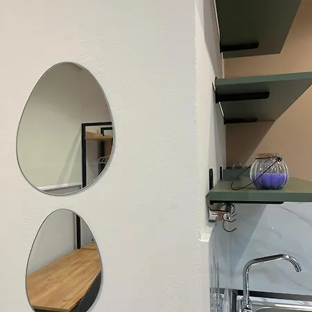 Boulevard Nest - * Tiran