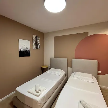 Daire Boulevard Nest - Tiran