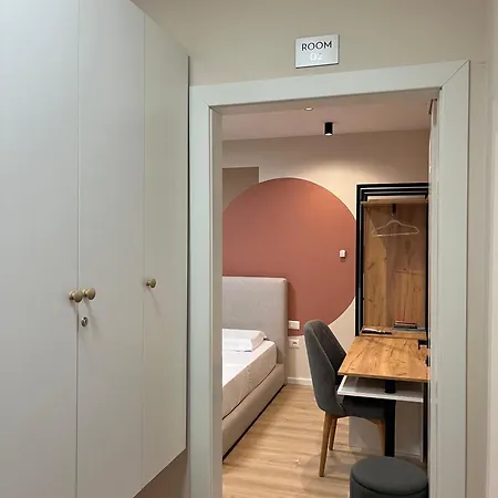 Boulevard Nest - *